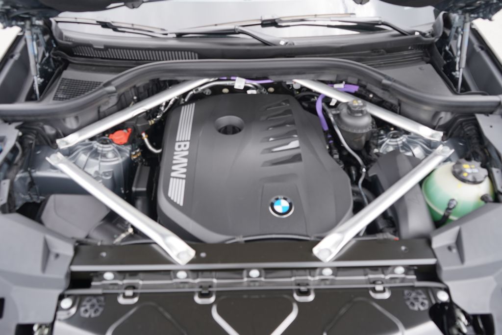 Thumbnail: 2026 BMW X5 - 21