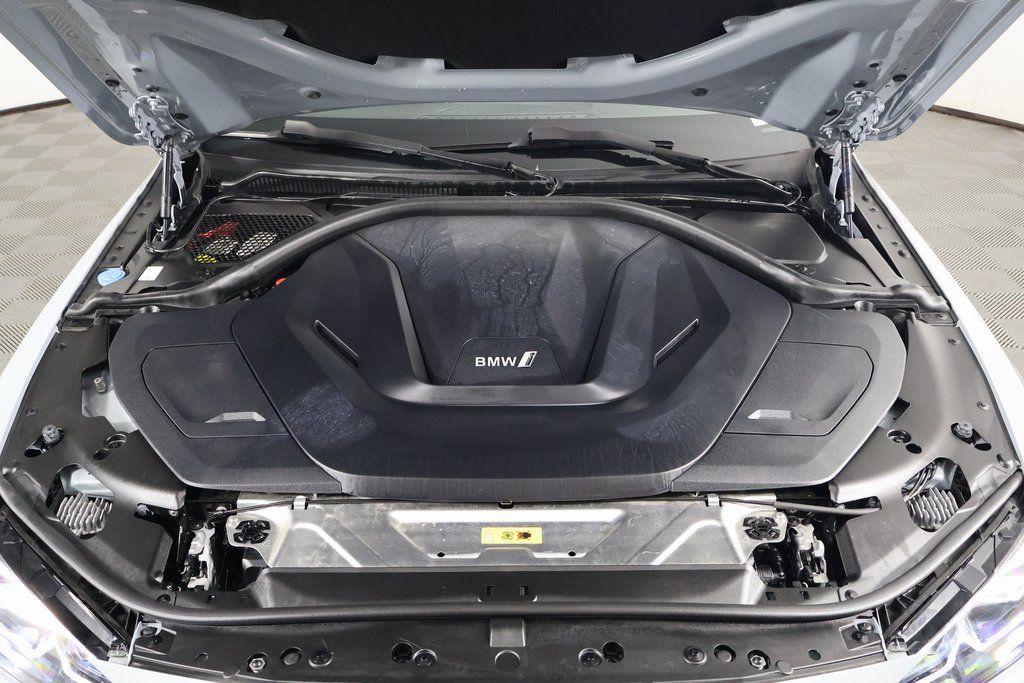 Thumbnail: 2023 BMW i4 - 15