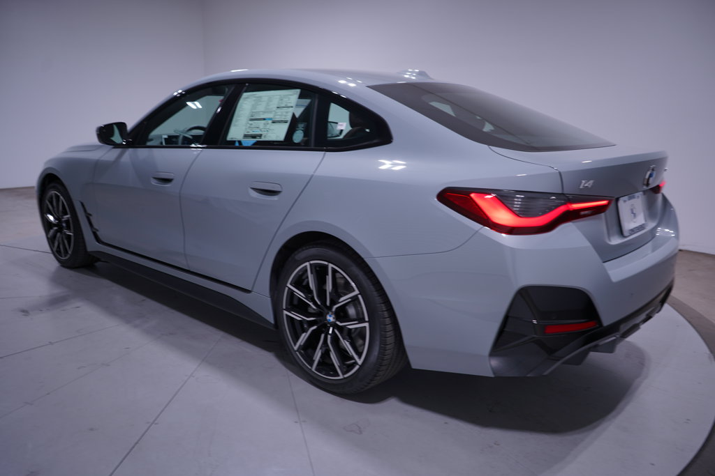 Thumbnail: 2026 BMW i4 - 3