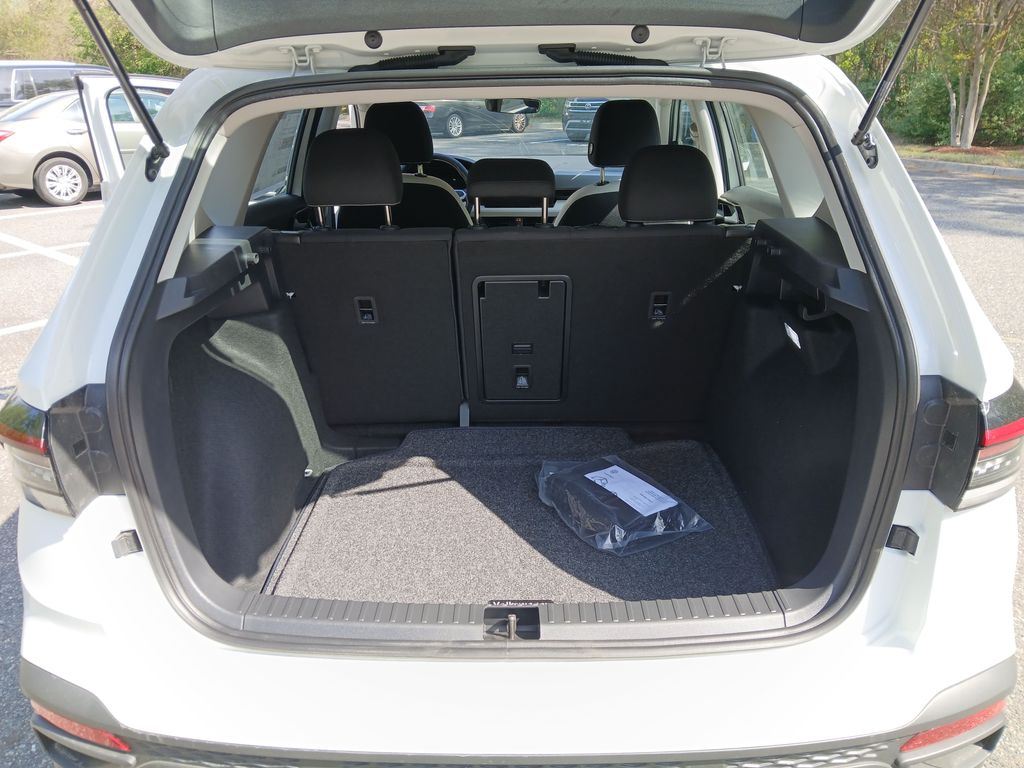 New 2026 White Volkswagen 1.5T S image 21