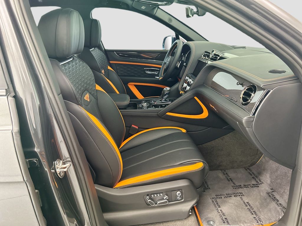 Thumbnail: 2026 Bentley Bentayga - 19