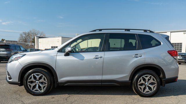 2023 Subaru Forester Premium - 8