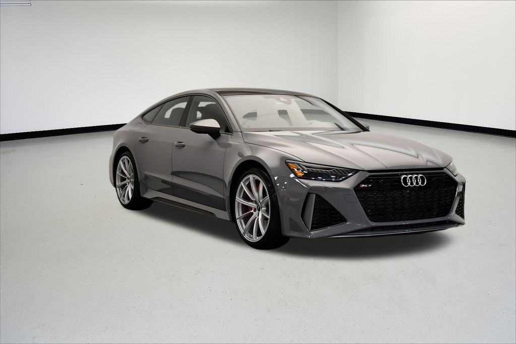 Thumbnail: 2026 Audi RS 7 - 7