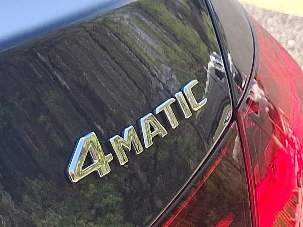 2025 Mercedes-Benz C-Class C 300 29