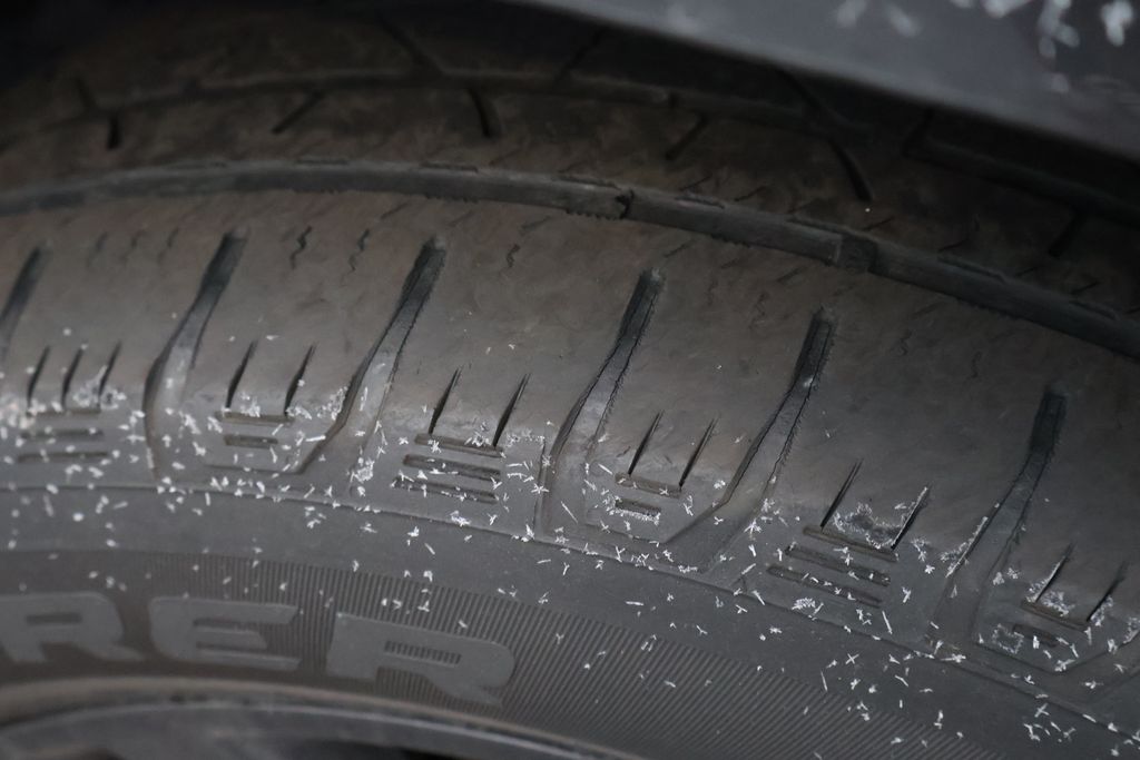 Thumbnail: 2019 Toyota 4Runner - 6