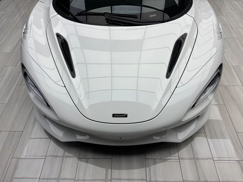 2024 McLaren 750S