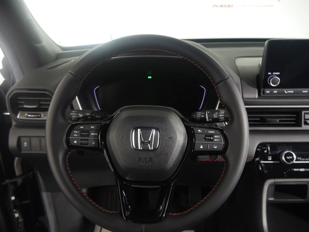Thumbnail: 2025 Honda Pilot - 13
