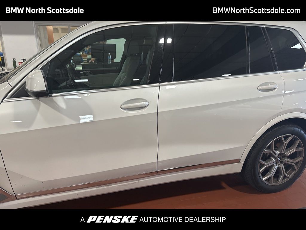 Thumbnail: 2023 BMW X7 - 1