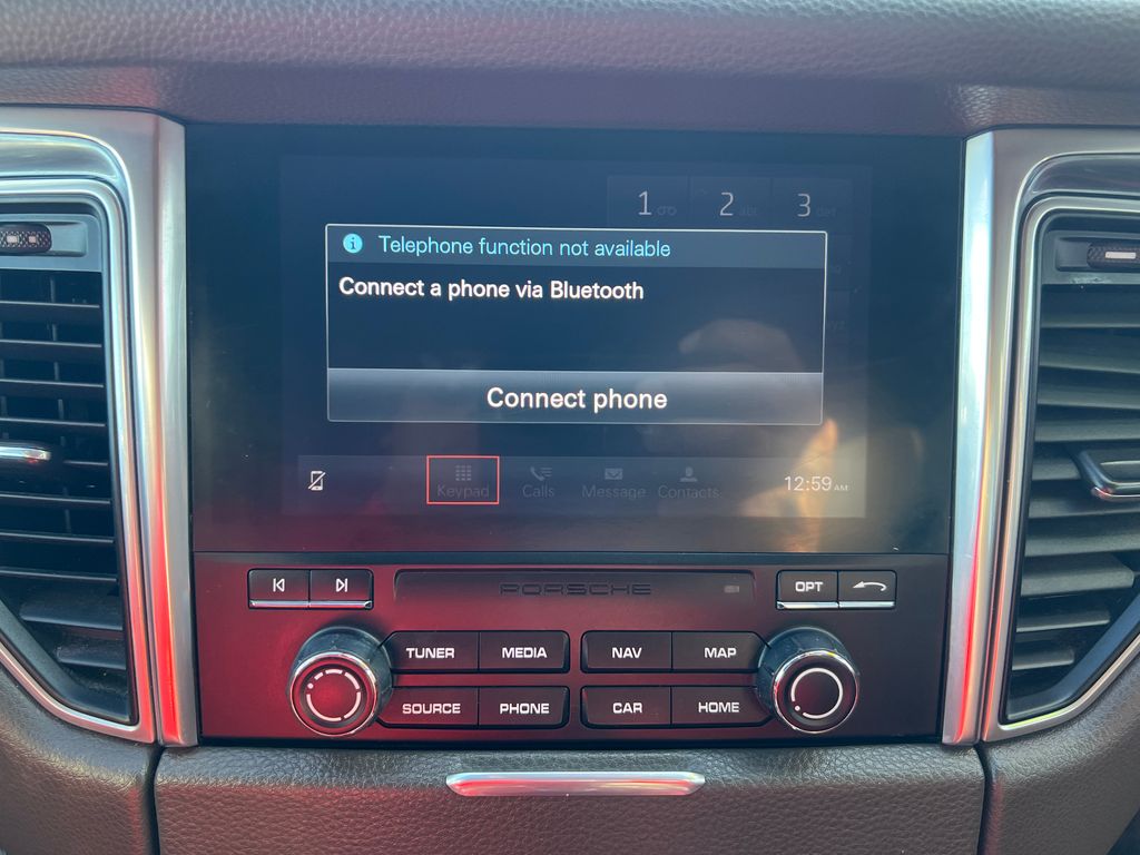 Thumbnail: 2018 Porsche Macan - 24