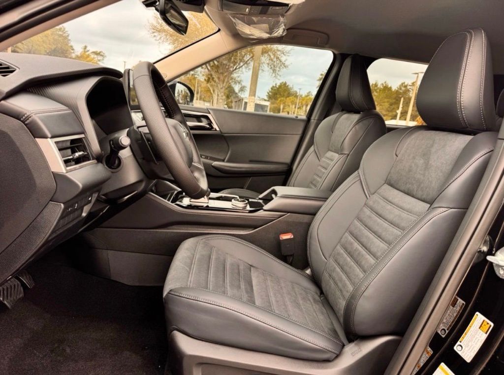 New 2026 Mitsubishi Outlander SUV