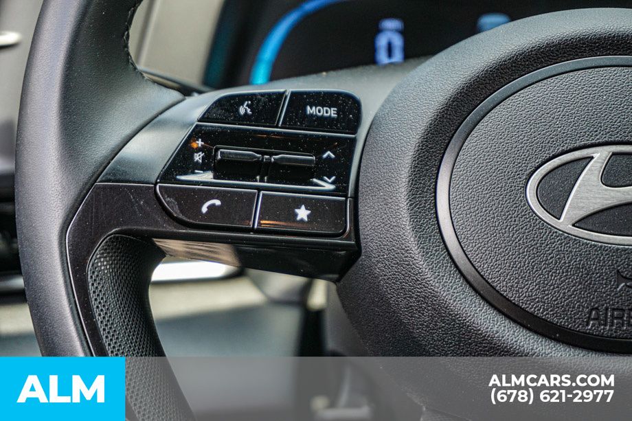 2025 Hyundai Elantra SEL - Photo 29