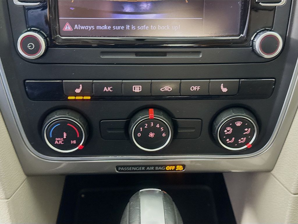 Used Car 2015 Volkswagen Passat  1.8t Limited Edition For Sale Under $10,000 In Austin, Texas