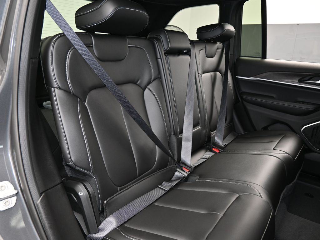 New 2026 Baltic Gray Metallic Clearcoat Jeep Limited image 35