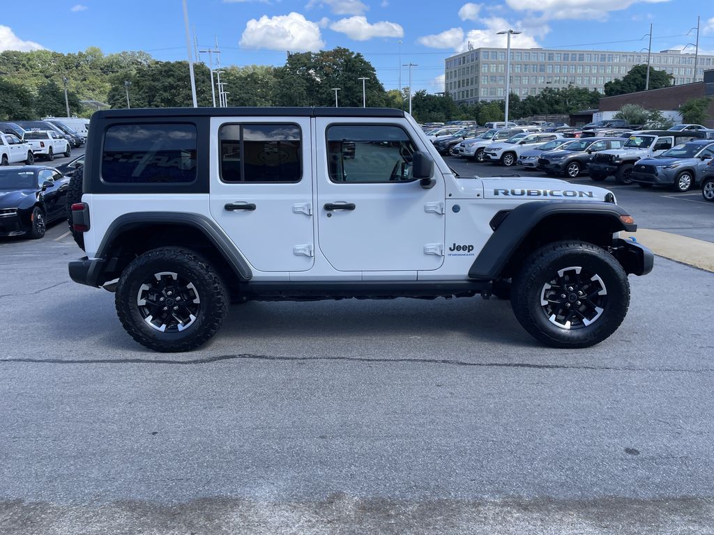 Used 2024 Jeep Wrangler SUV