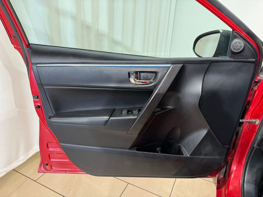 Thumbnail: 2014 Toyota Corolla - 14