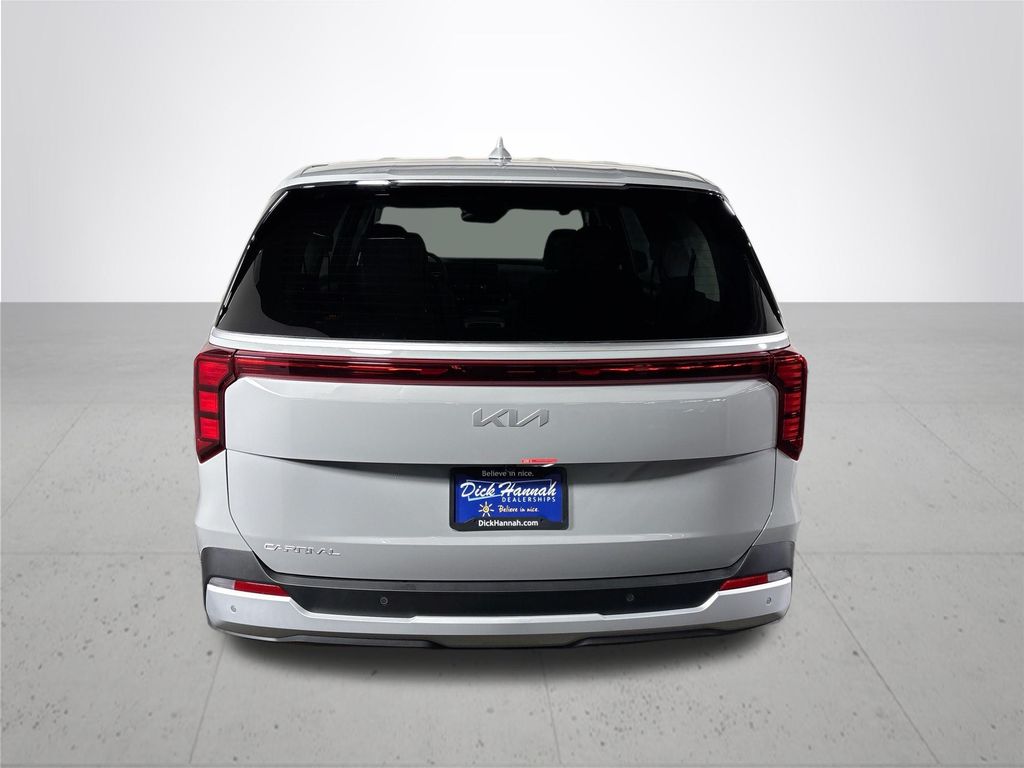 2027 Kia Carnival LX