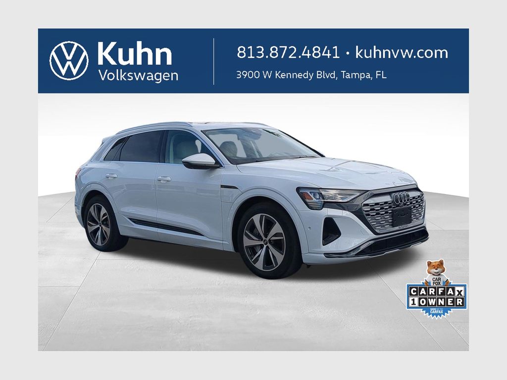  2024 Audi Q8 e-tron quattro Premium Plus AWD   