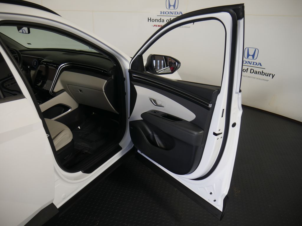 Thumbnail: 2022 Hyundai Tucson - 7