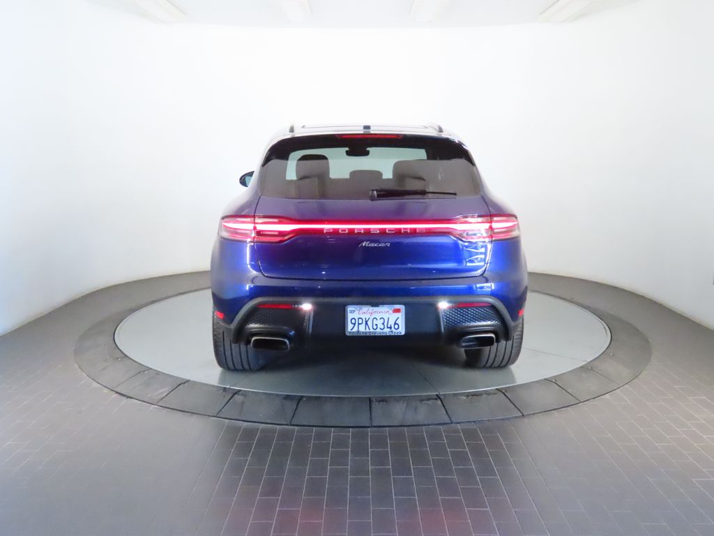 Thumbnail: 2024 Porsche Macan - 6