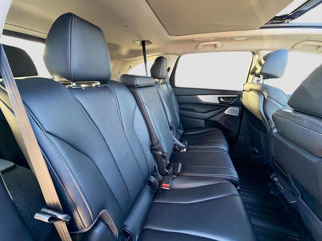 Used 2025 Black Acura Technology Package image 29