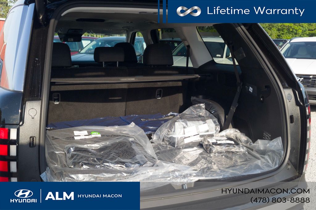 New 2026 Black Hyundai Blue SEL image 10