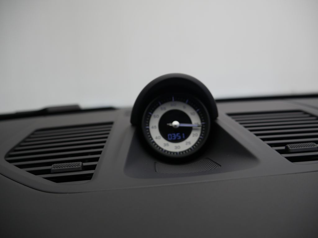 Thumbnail: 2024 Porsche 911 - 30