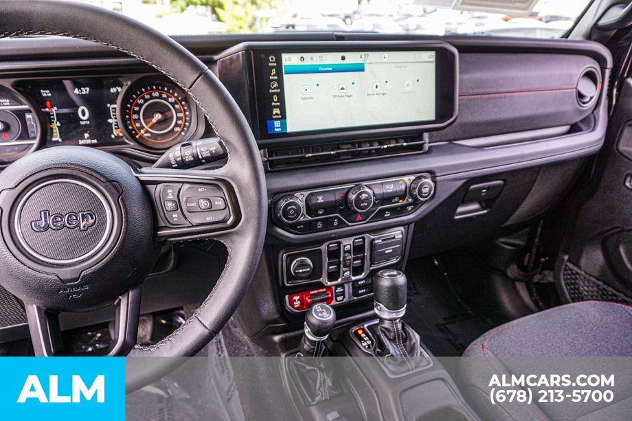Used 2025 Black Jeep Rubicon image 33