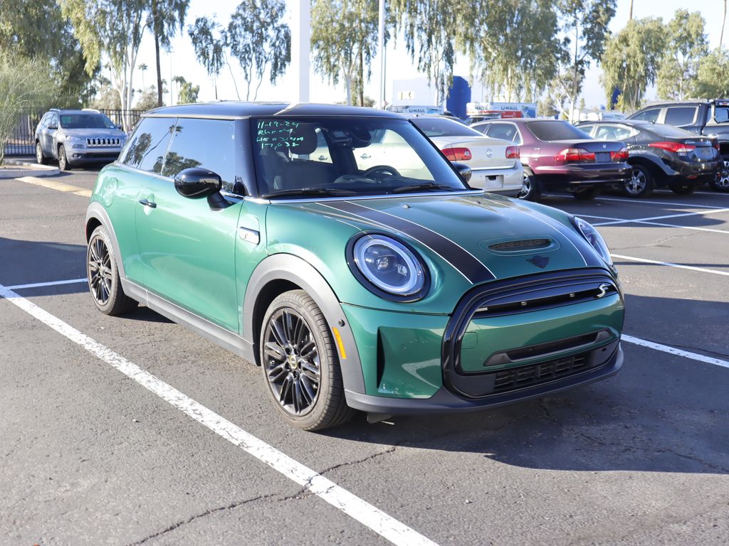 2022 MINI Cooper SE 3