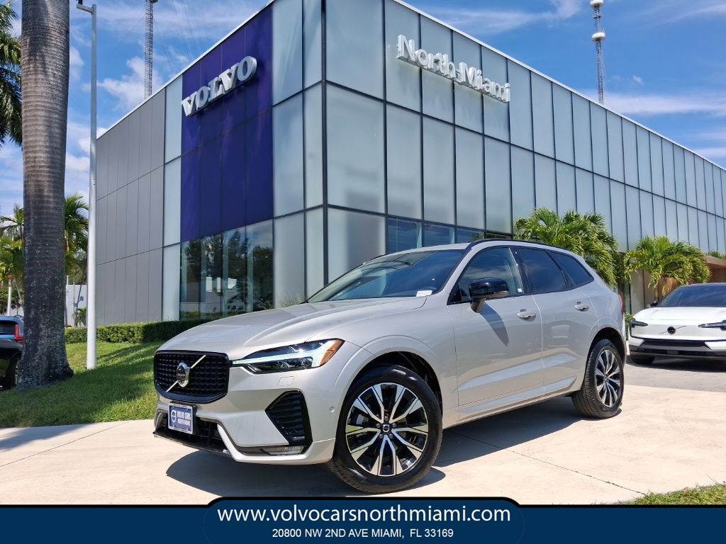 2025 Volvo XC60 B5 Plus