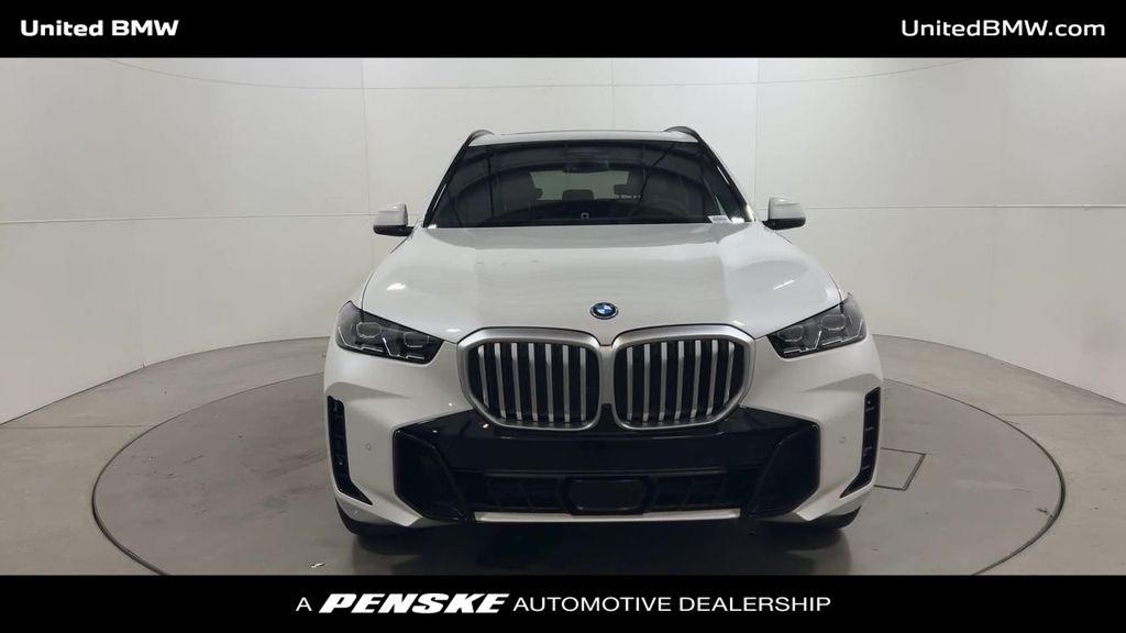 2025 BMW X5 xDrive50e 3