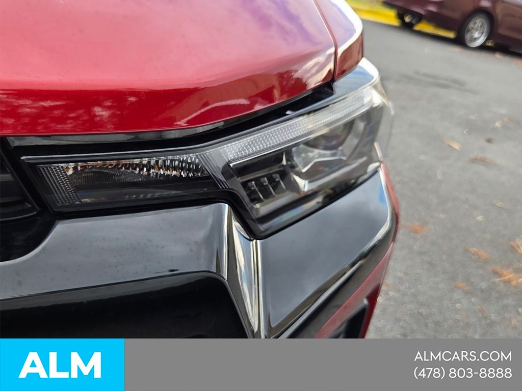 Used 2024 Red Chevrolet Z71 image 24