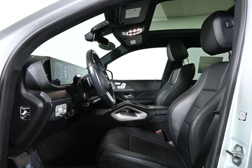 Thumbnail: 2021 Mercedes-Benz GLS - 3