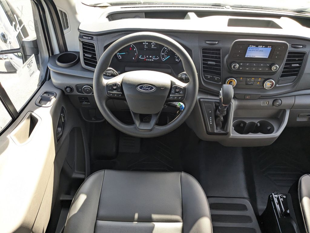2025 Ford Transit 250