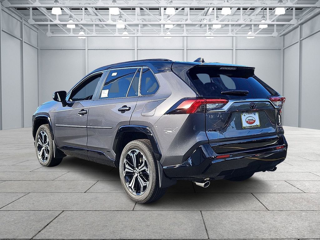 Thumbnail: 2025 Toyota RAV4 - 6