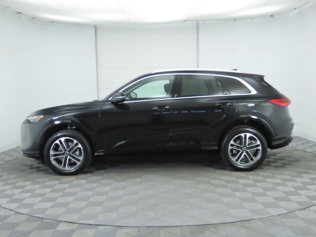 Thumbnail: 2025 Audi Q5 - 8