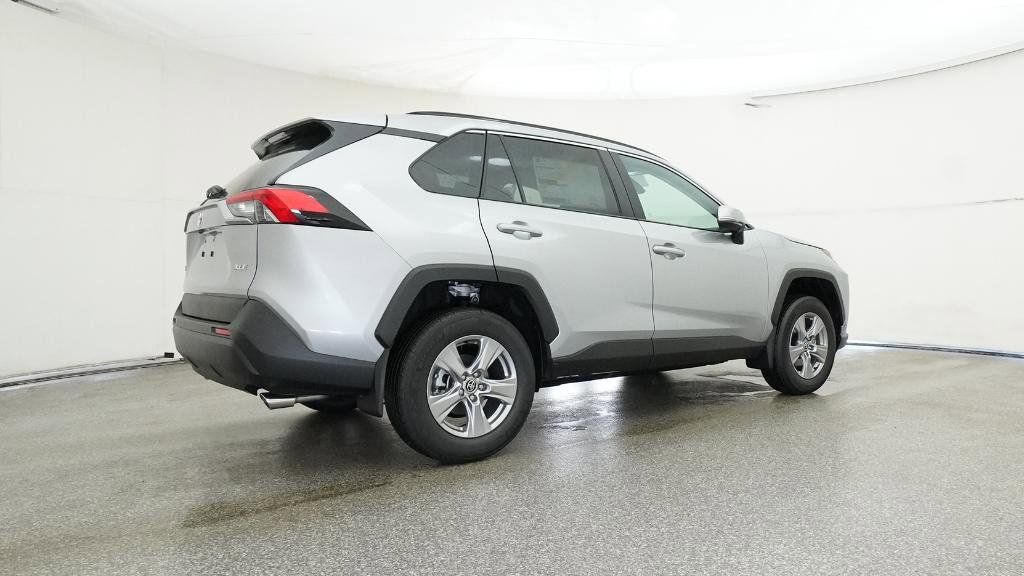 Thumbnail: 2025 Toyota RAV4 - 8