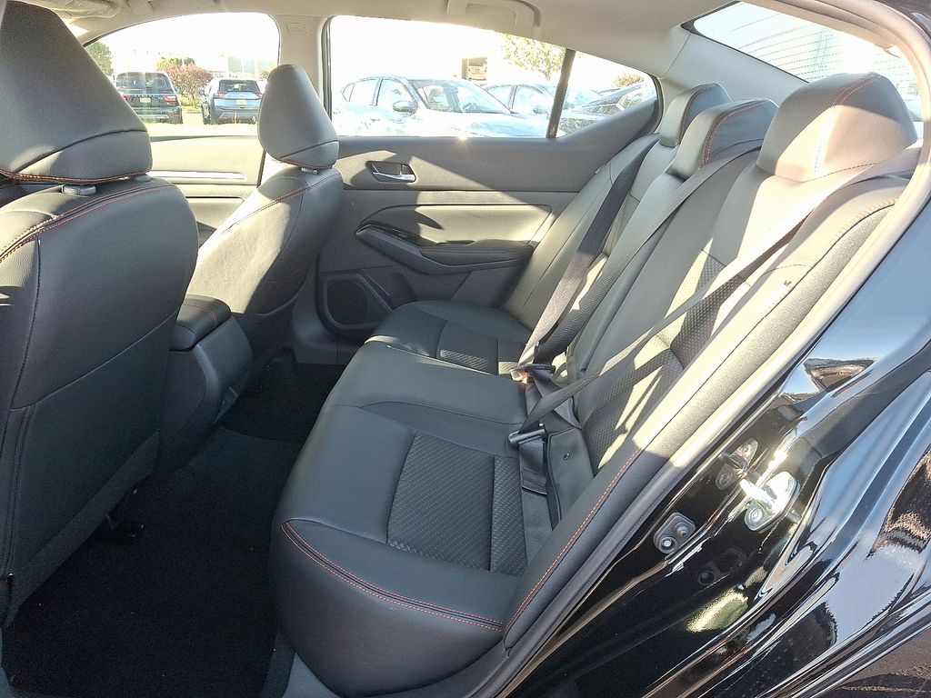 Thumbnail: 2025 Nissan Altima - 5