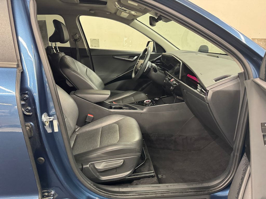 2023 Kia Niro Plug-In Hybrid SX