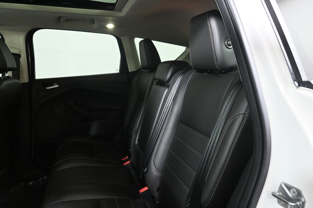 Thumbnail: 2016 Ford Escape - 4