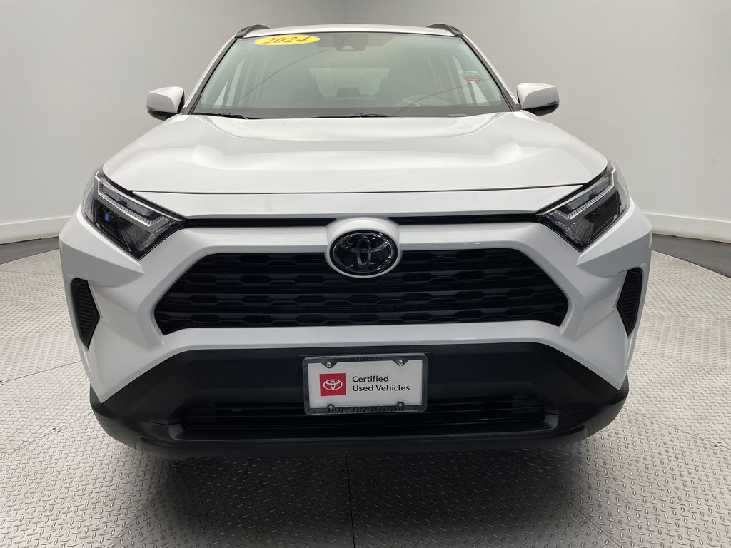 2024 Toyota RAV4 XLE 2