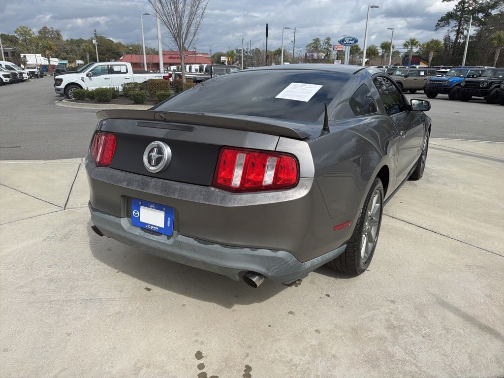 2011 Ford Mustang V6 Premium