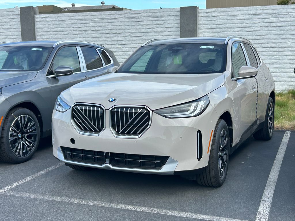 Thumbnail: 2026 BMW X3 - 2