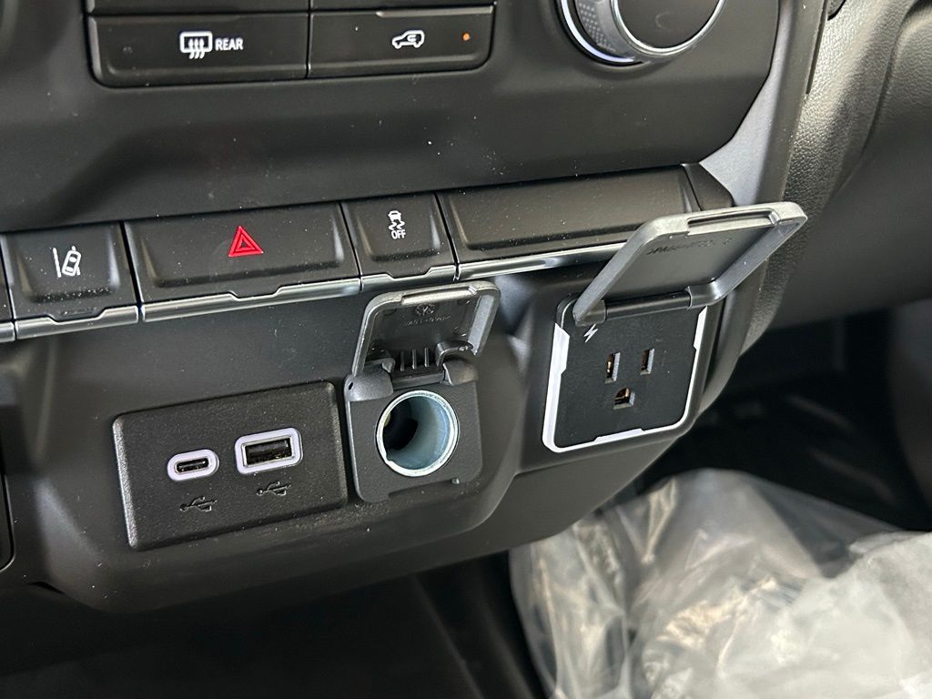 New 2026 Summit White Chevrolet Work Truck image 45