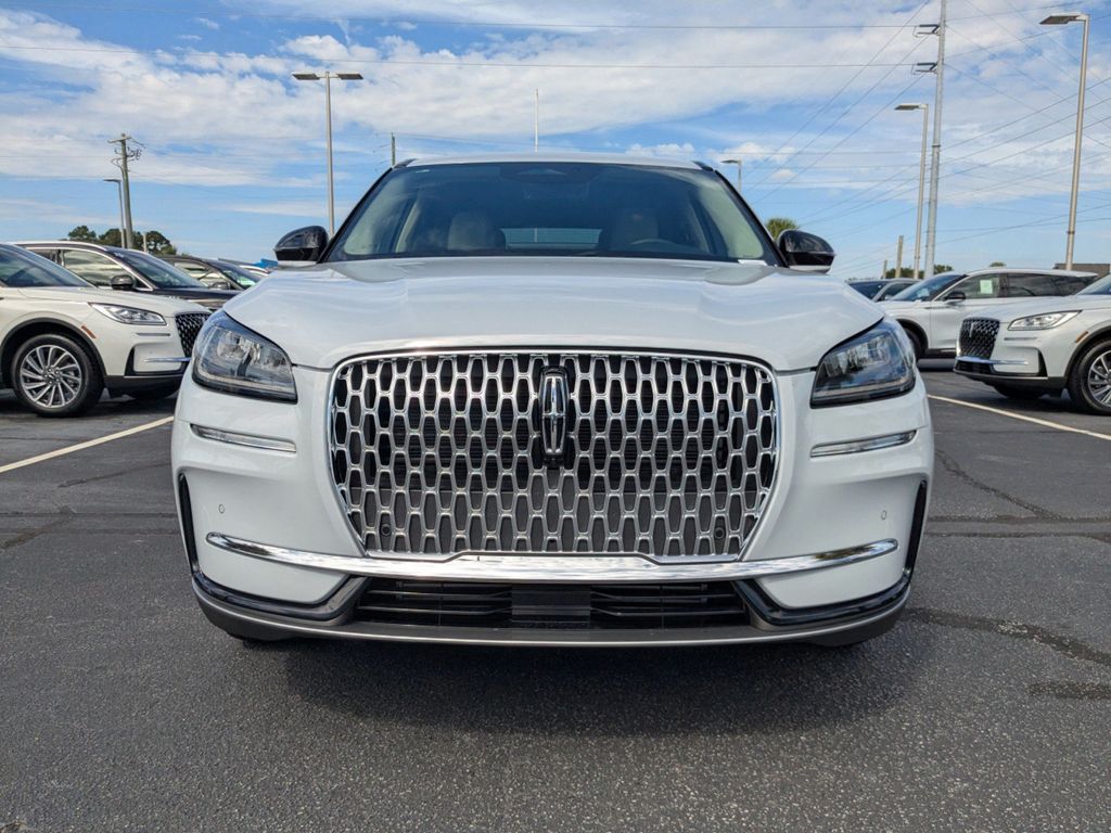 2025 Lincoln Corsair Premiere