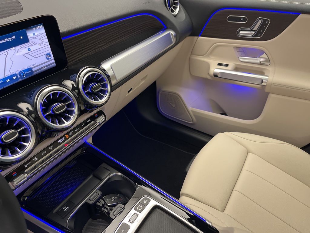 Thumbnail: 2025 Mercedes-Benz GLB - 21