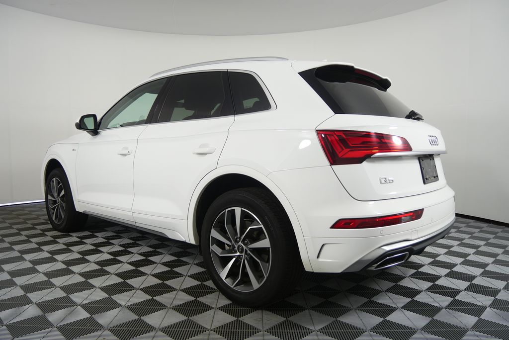Thumbnail: 2022 Audi Q5 - 5