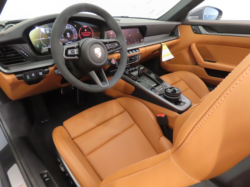 Thumbnail: 2025 Porsche 911 - 4