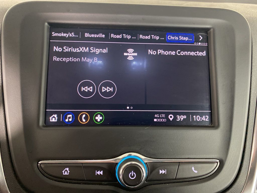 Used 2024 White Chevrolet LS image 3