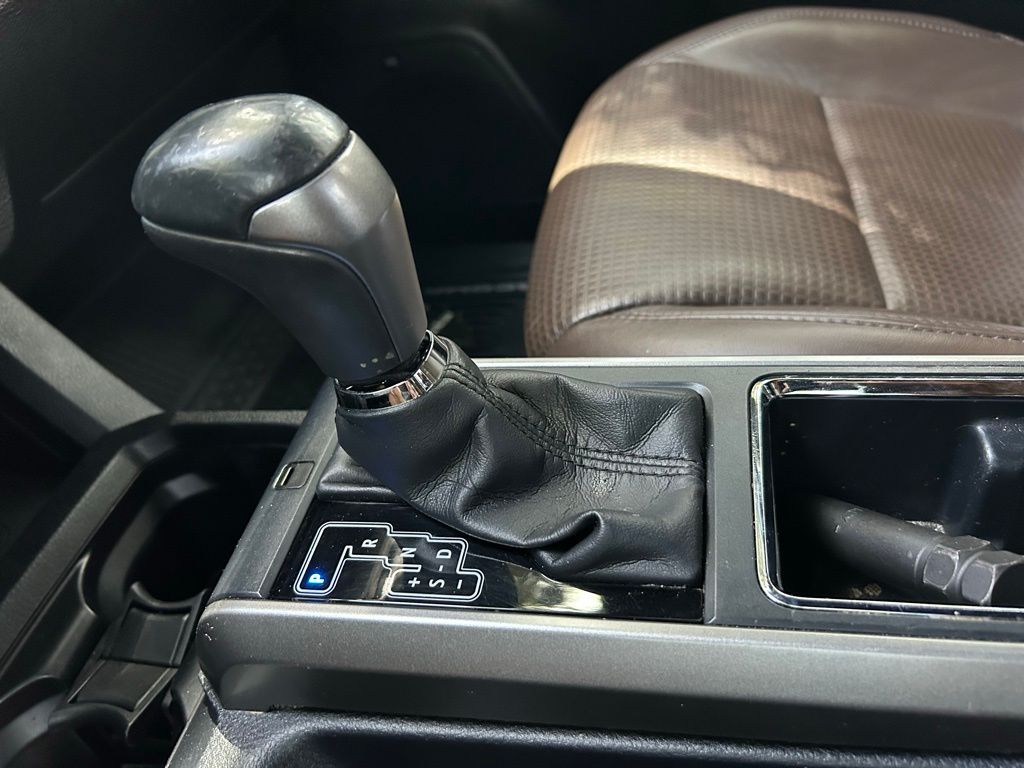 2016 Toyota Tacoma Limited 22