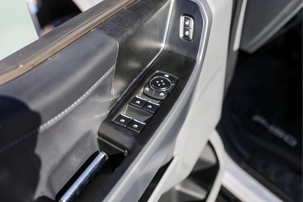 Used Car 2022 Ford F-150  Xlt For Sale Under $35,000 In Austin, Texas